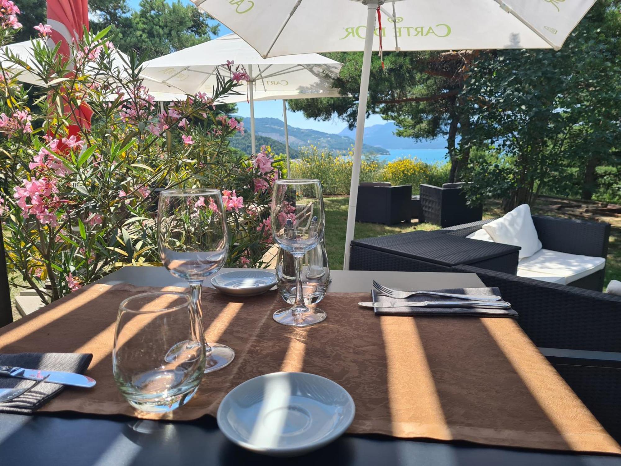 Logis Hotel Eden Lac Savines Exterior photo