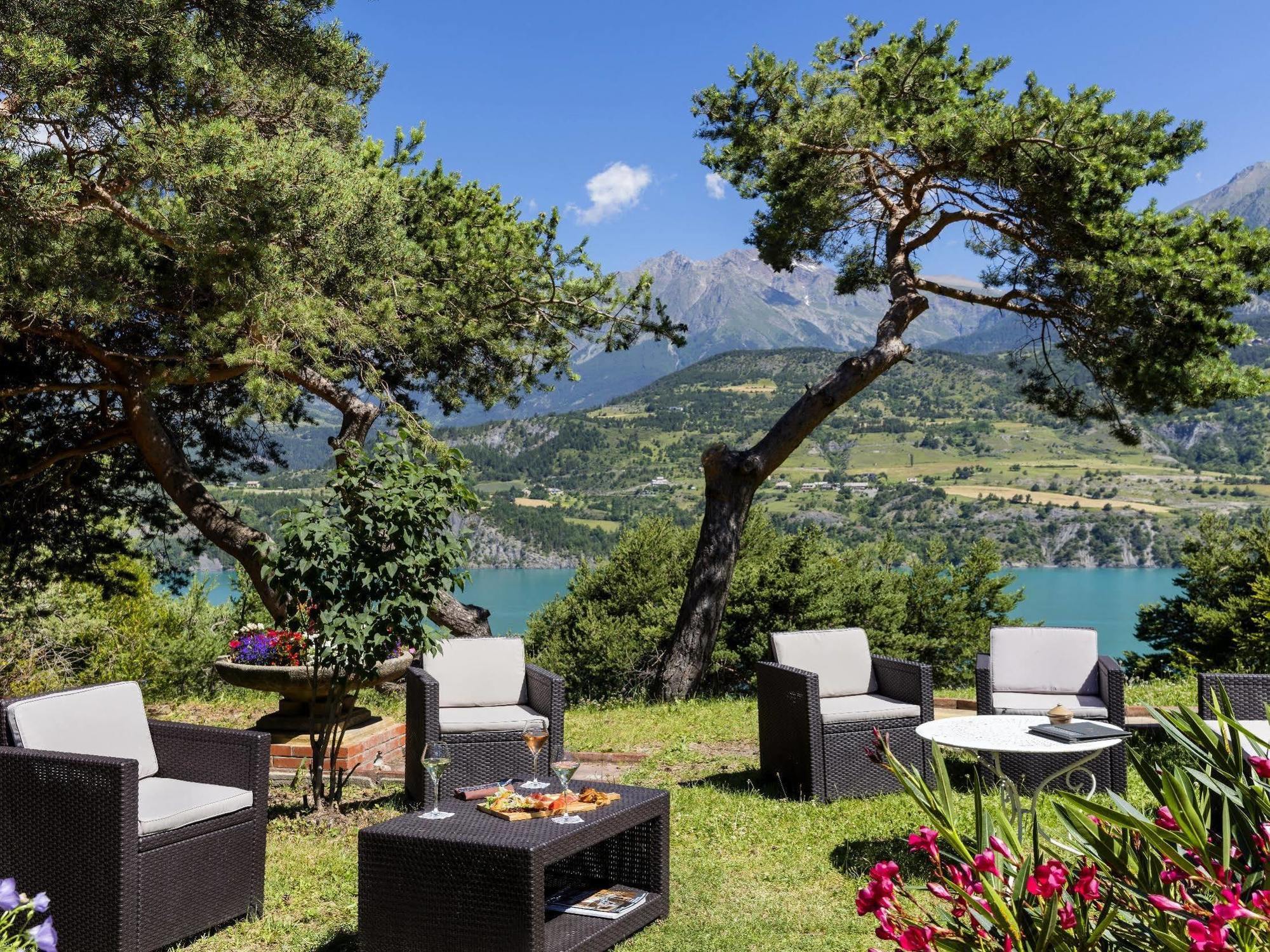 Logis Hotel Eden Lac Savines Exterior photo